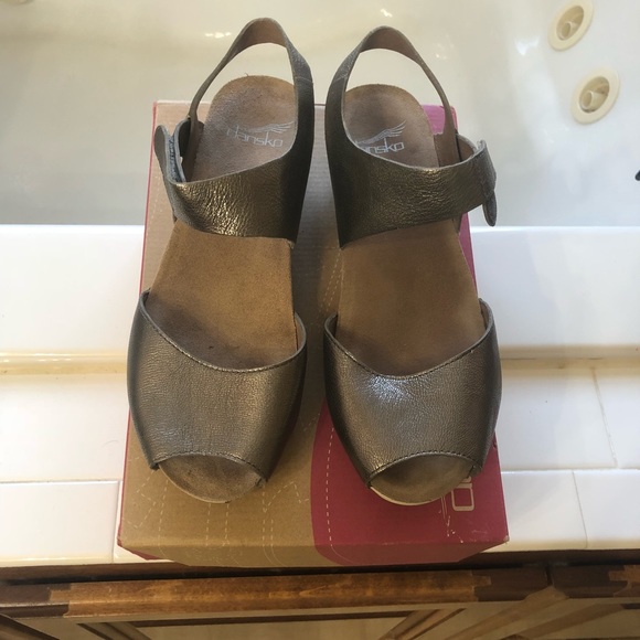 Dansko sandals - Picture 4 of 5